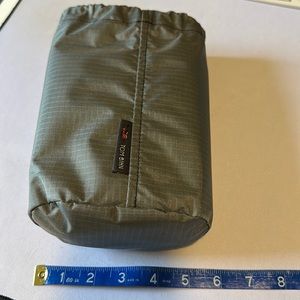 Tom Bihn travel stuff sack size 2 in Mountain Grey 210 Cerylon
